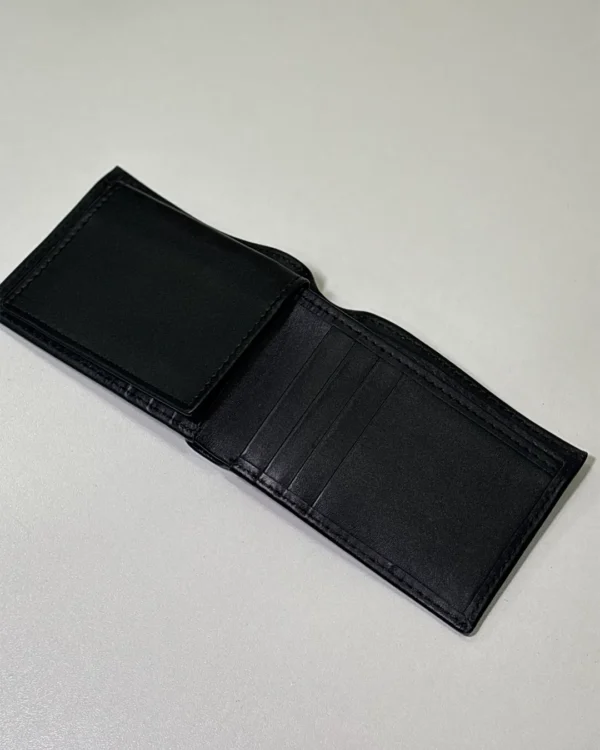 Tri-Fold Black Wallet For Men - Image 7