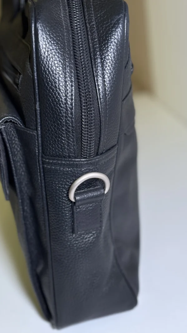 Black Sleek Laptop Bag - Image 5