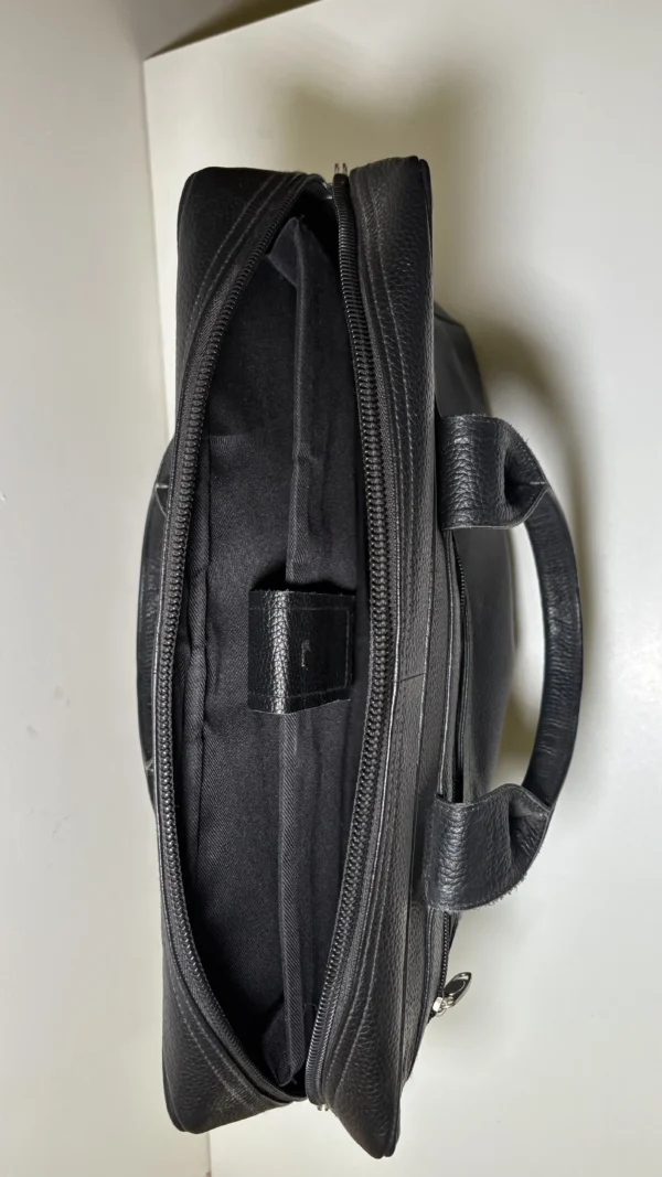 Black Sleek Laptop Bag - Image 8